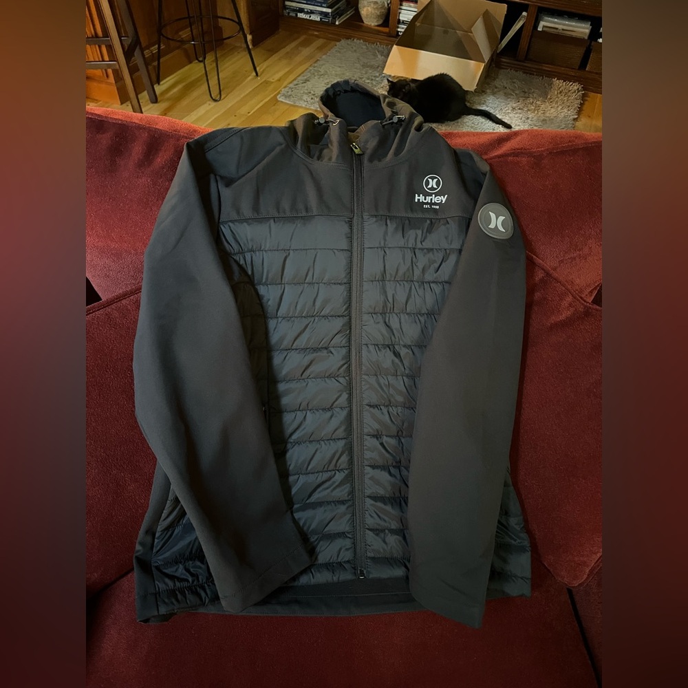 NWOT. Hurley unisex jacket. Large .